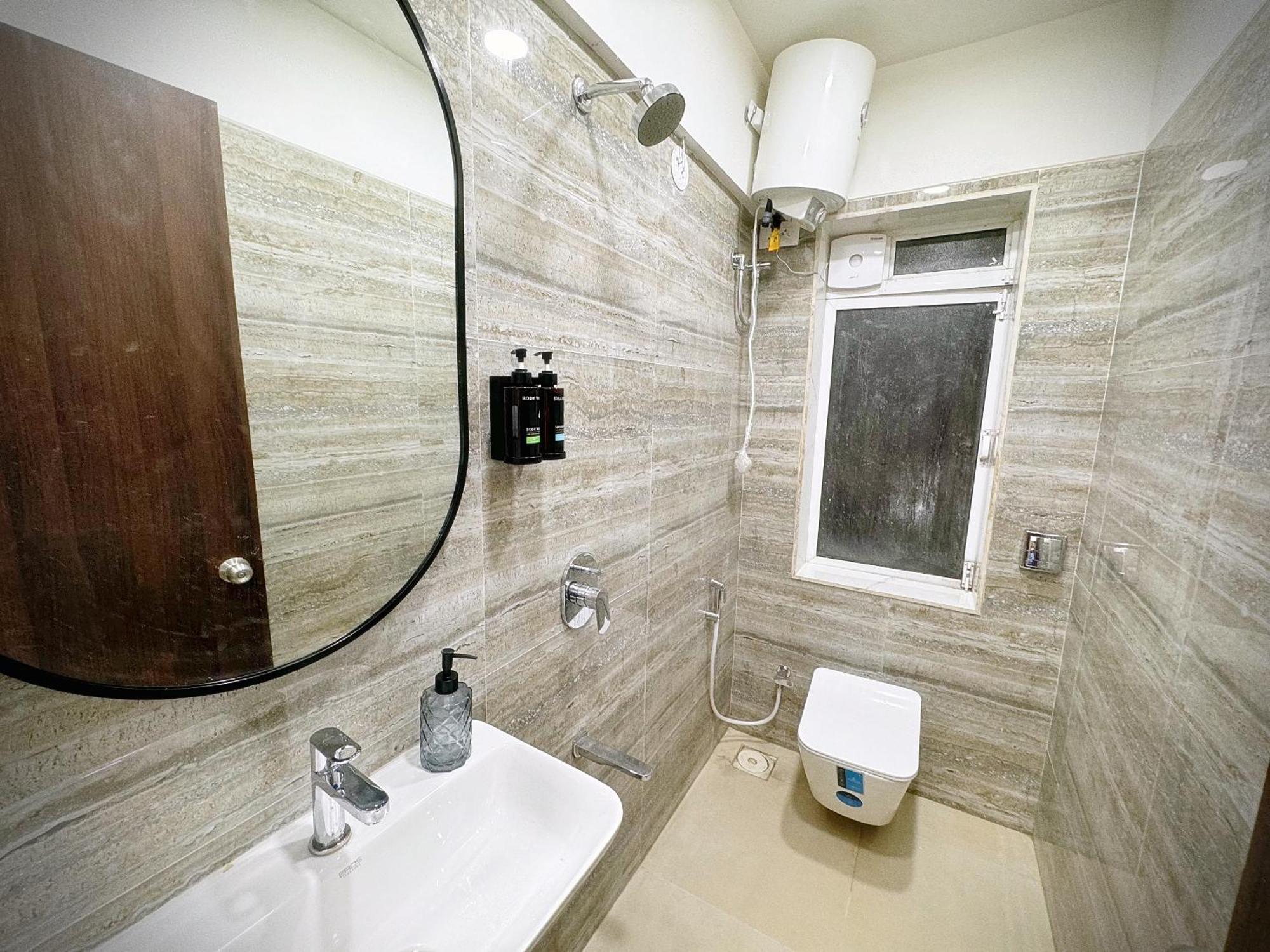 The Orion - Premium Apartments Bombaj Zewnętrze zdjęcie