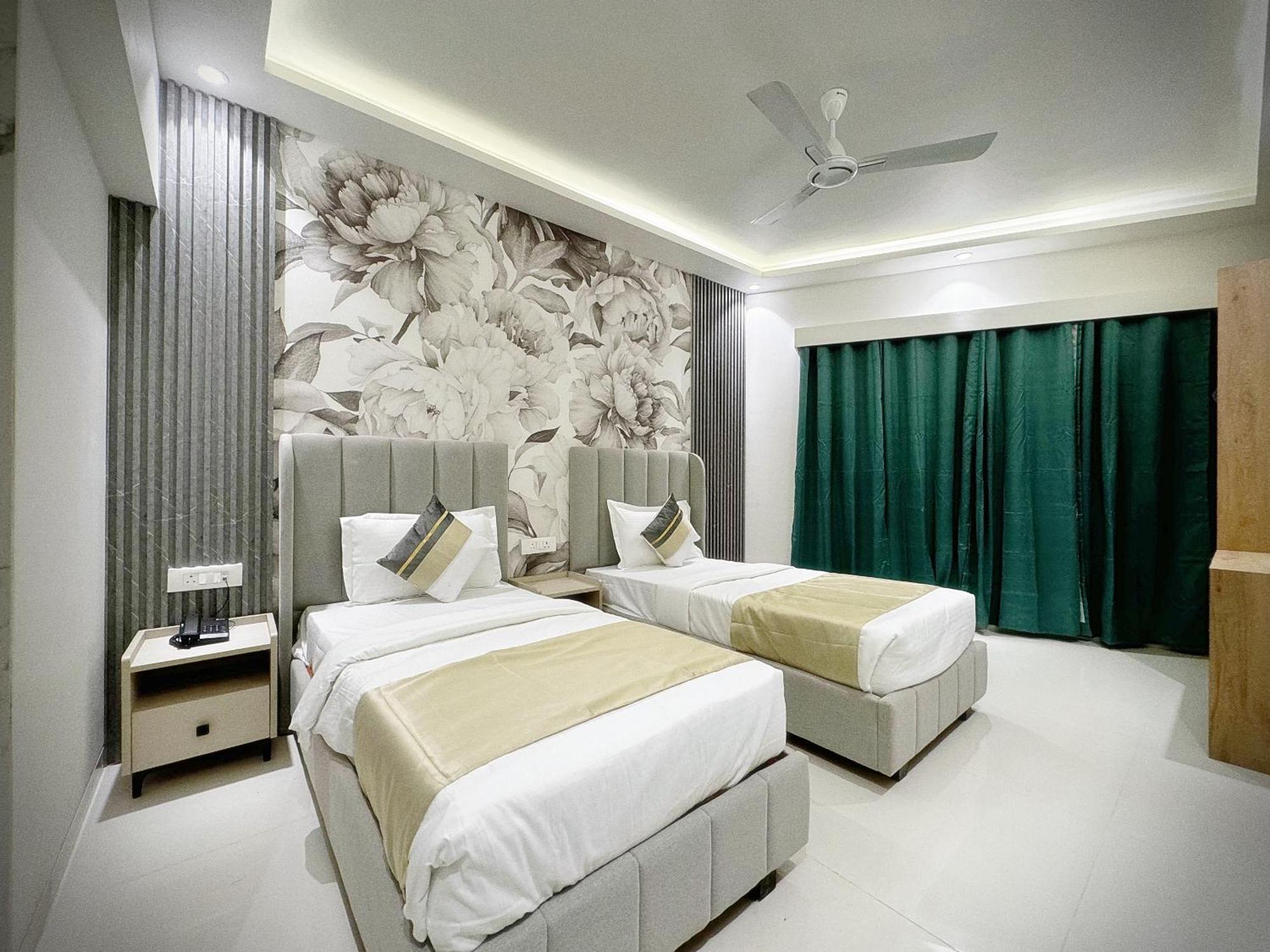 The Orion - Premium Apartments Bombaj Zewnętrze zdjęcie